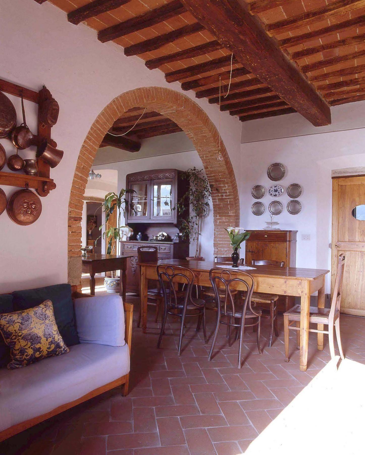 ボルゴ・ア・ブッジャーノ Antica Casa "Le Rondini" Bed & Breakfast エクステリア 写真
